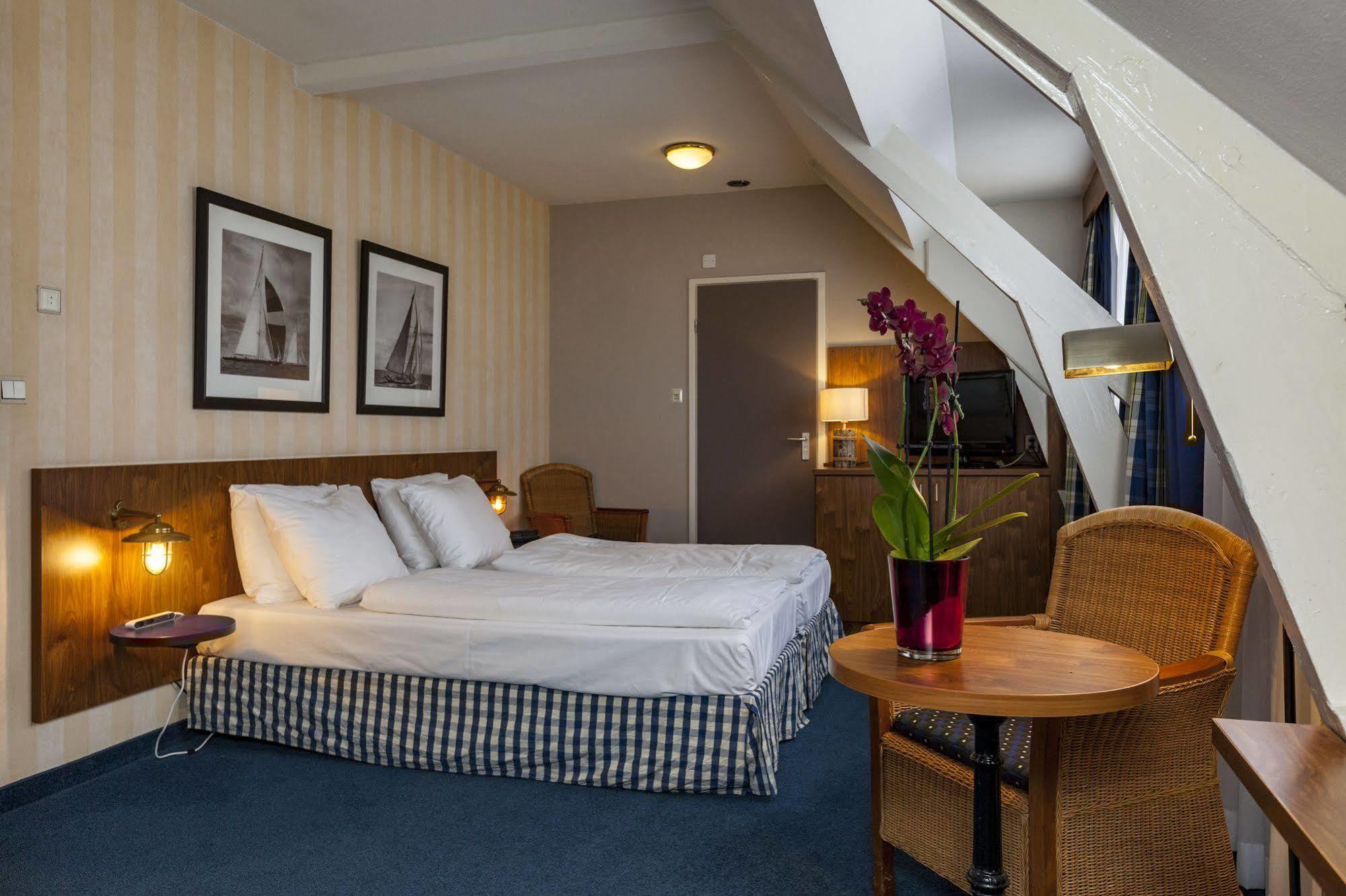 Hotel Ravel Hilversum Exterior photo