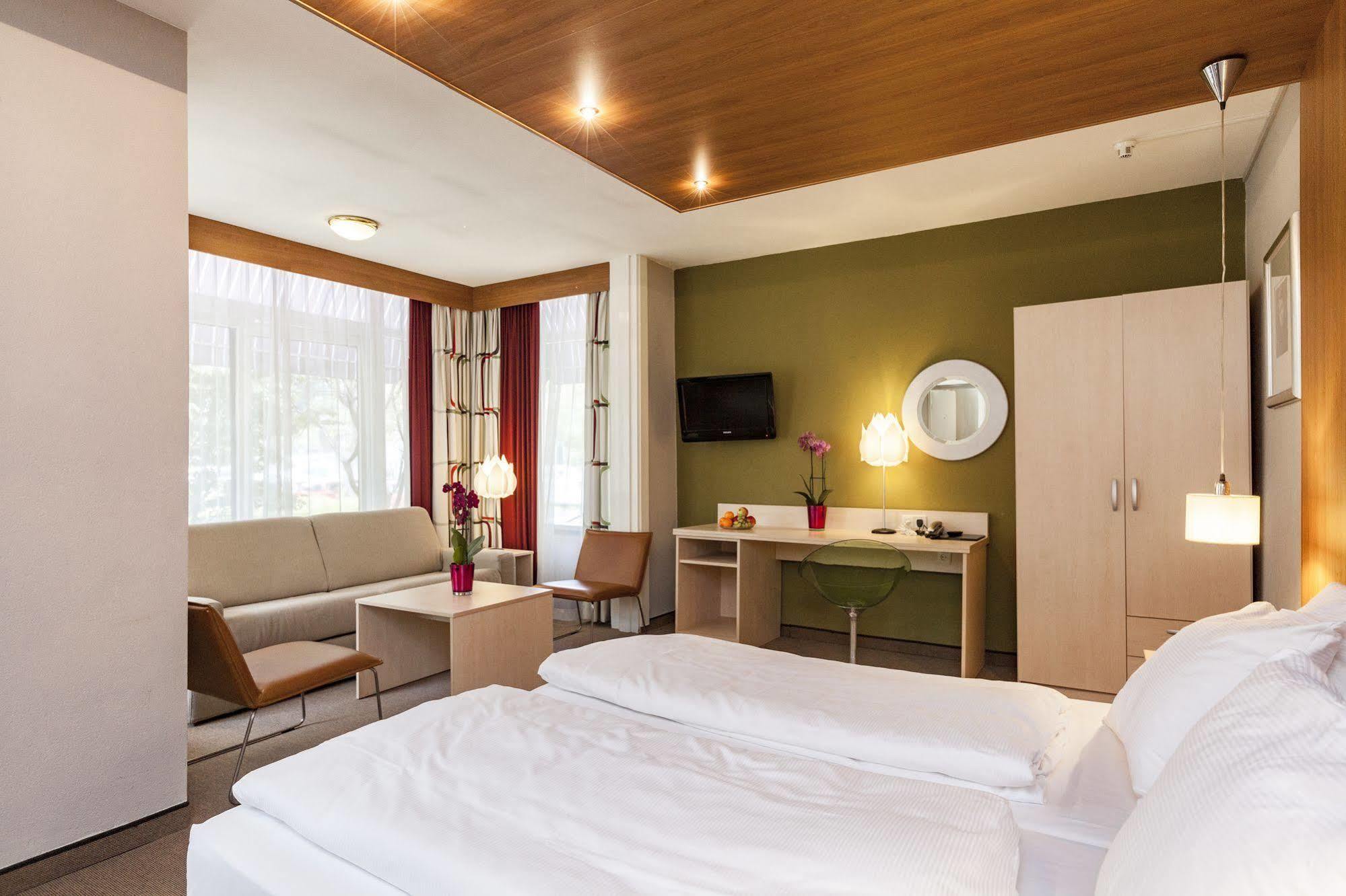 Hotel Ravel Hilversum Exterior photo
